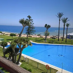 https://estudio-castillo-santa-clara-torremolinos.1costadelsol.com